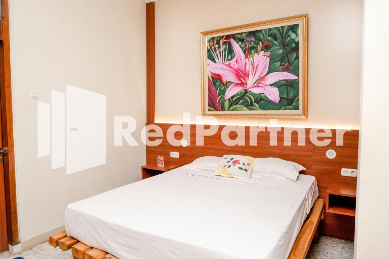 Hotel Mango House Semarang Redpartner Exterior foto