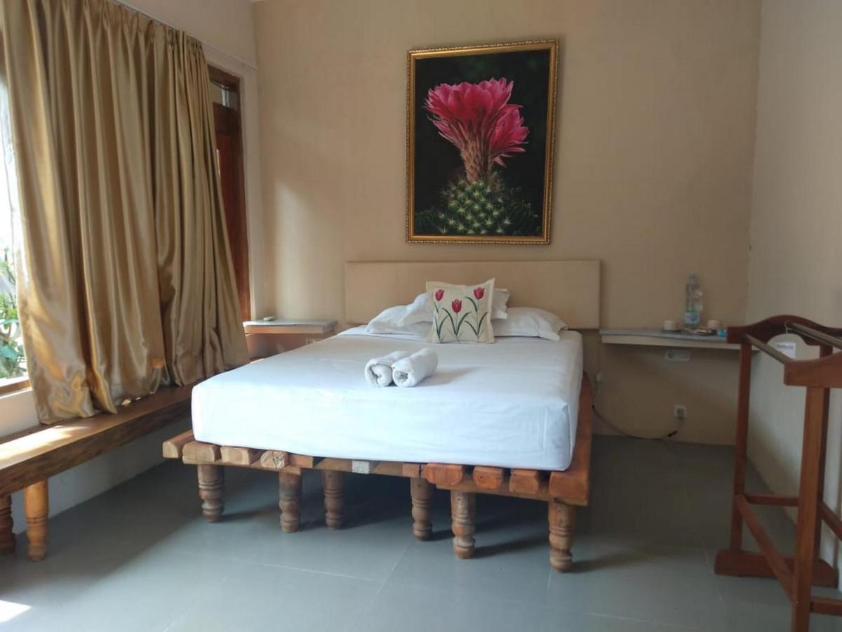 Hotel Mango House Semarang Redpartner Exterior foto